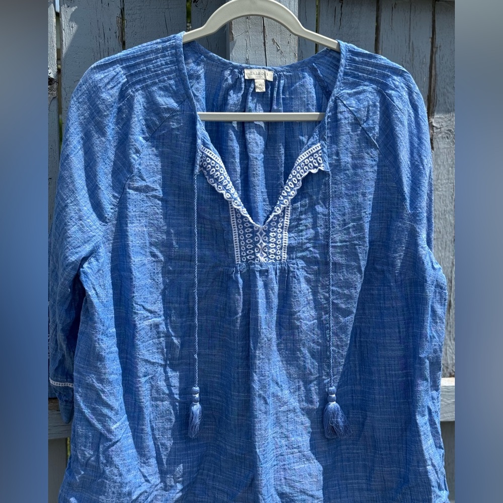 Talbots Women’s Shirt XL X-Large Blue Embroidered Top 3/4 Sleeve 100% Cotton